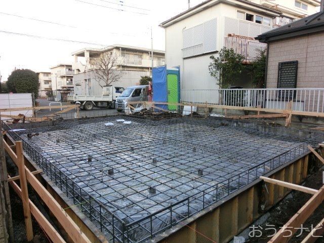 １１月２４日（金）くもり　西東京市富士町３丁目 新築住宅 ベタ基礎の配筋 