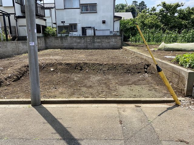 西東京市下保谷3丁目の土地～「敷地の真中にある電柱を右に1.5M移動します」