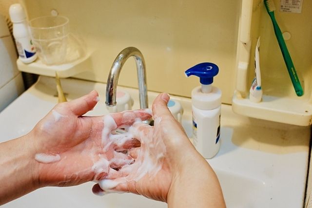 感染症対策の基本は「手洗い」・「咳エチケット」です
