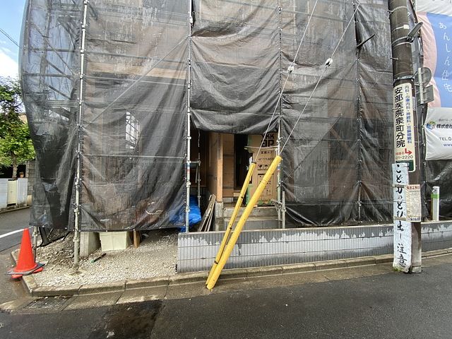 西東京市泉町2丁目「電柱」を移設します
