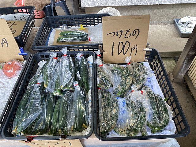 西東京市富士町4丁目の野菜直売所のつけもの（2022.5.31）スプラッシュ