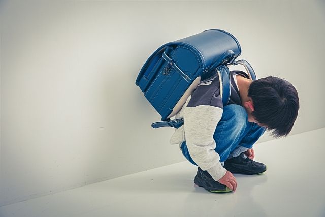 不登校の男の子(2025.11.24)スプラッシュ