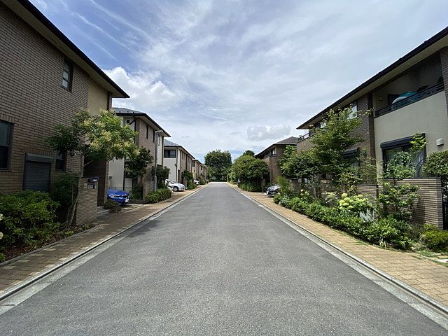 ひばりが丘 ザ・プライベート プレイスの街並み・スプラッシュ