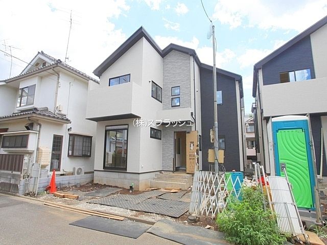 西東京市北町2丁目新築一戸建ての物件概要です。西東京市の不動産なら西武新宿線東伏見駅北口より徒歩2分にある株式会社スプラッシュにお任せください。物件のことや住宅ローンのこと、不動産で気になった…