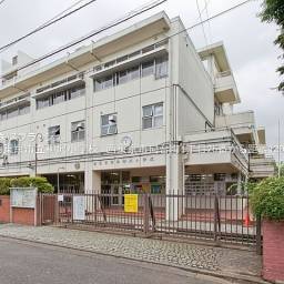西東京市立柳沢小学校 距離130m