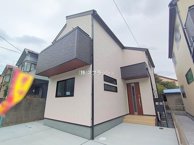 西東京市緑町2丁目新築一戸建ての物件概要です。西東京市の不動産なら西武新宿線東伏見駅北口より徒歩2分にある株式会社スプラッシュにお任せください。物件のことや住宅ローンのこと、不動産で気になった…