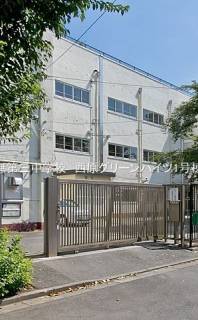 西東京市立田無第三中学校 距離620m